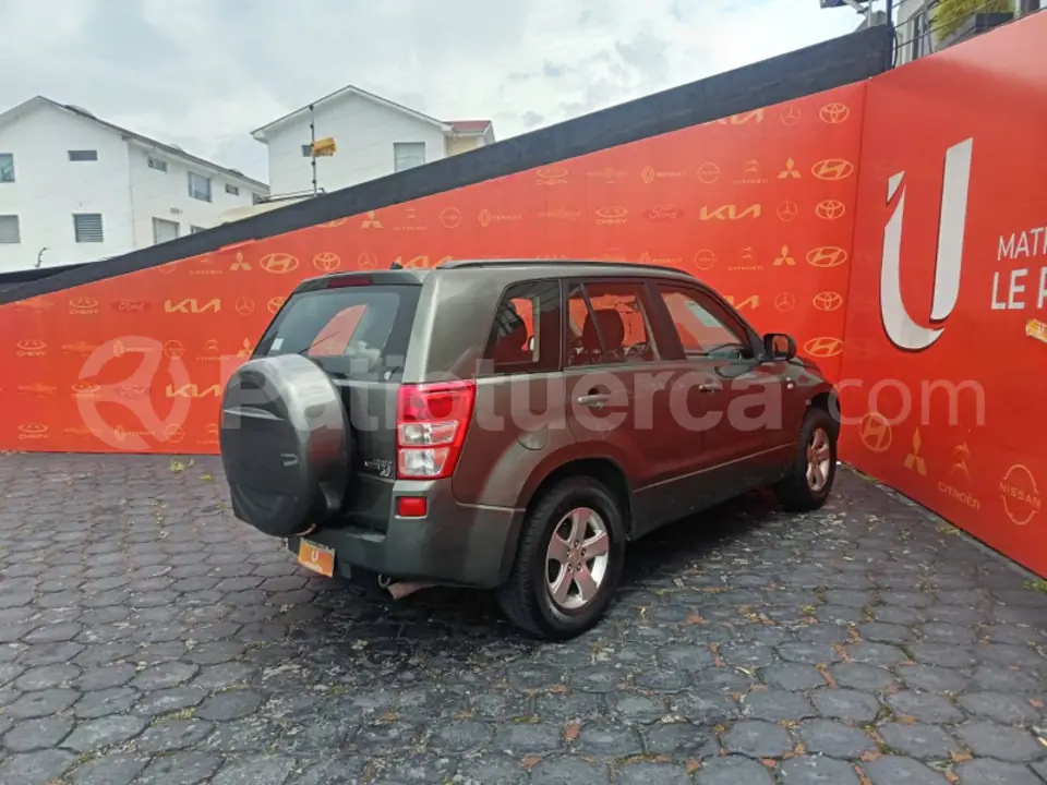 Foto 5 de Suzuki Grand Vitara SZ 2.7