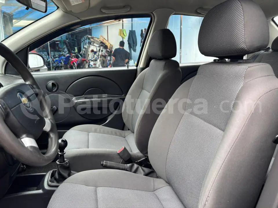 Foto 13 de Chevrolet Aveo Family