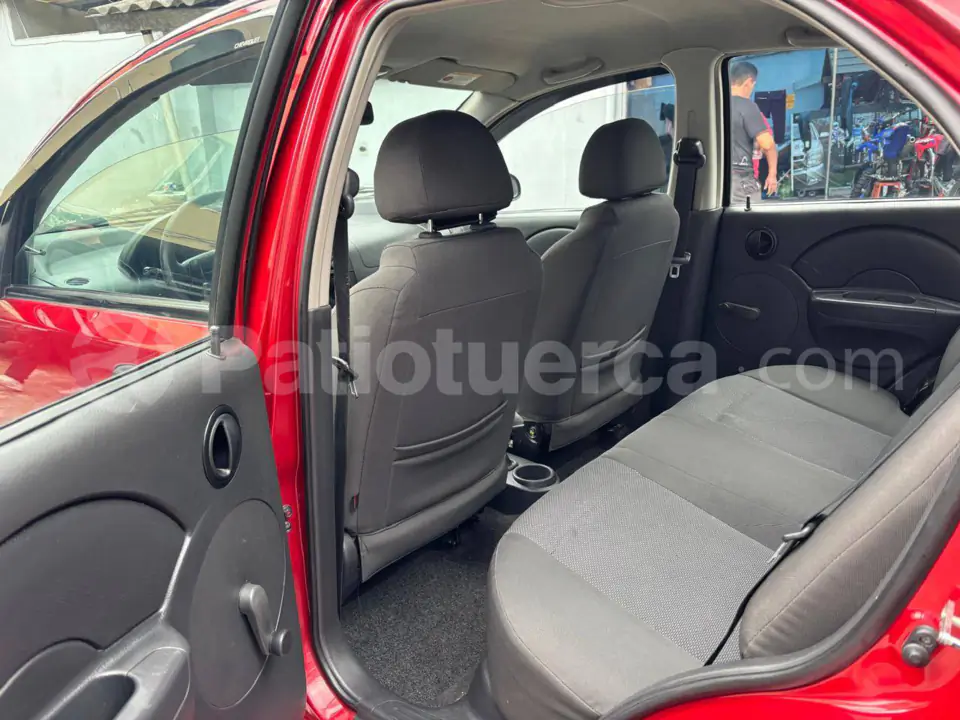 Foto 17 de Chevrolet Aveo Family