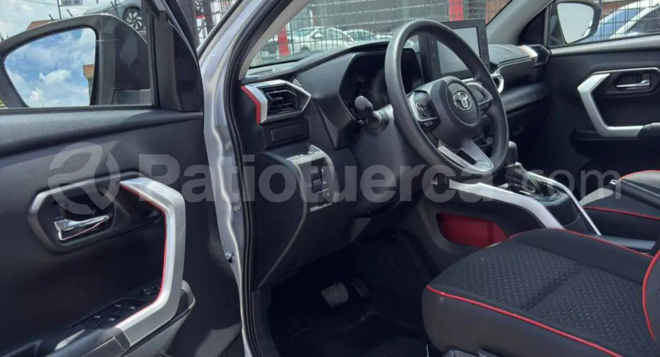 Foto 4 de Toyota RAIZE