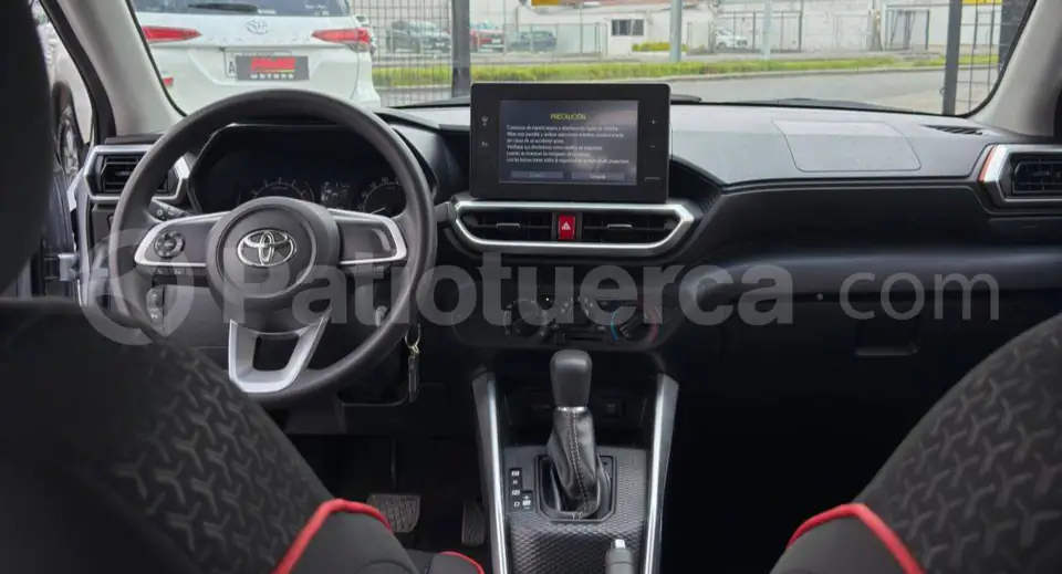 Foto 10 de Toyota RAIZE