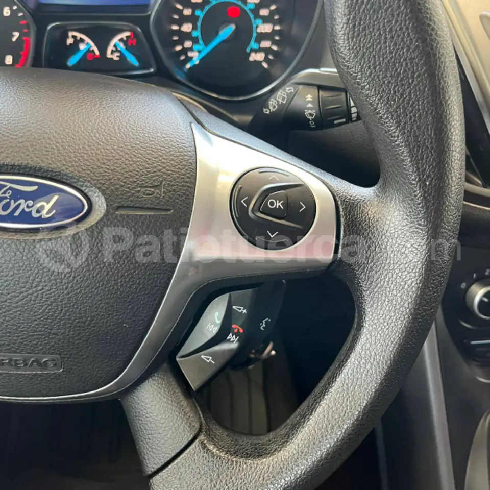 Foto 9 de Ford Escape S