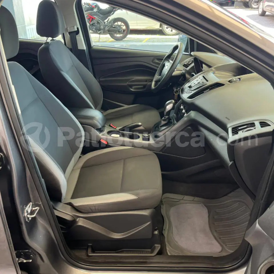 Foto 14 de Ford Escape S