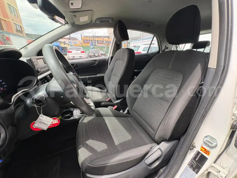 Foto 10 de Kia Picanto LX AC