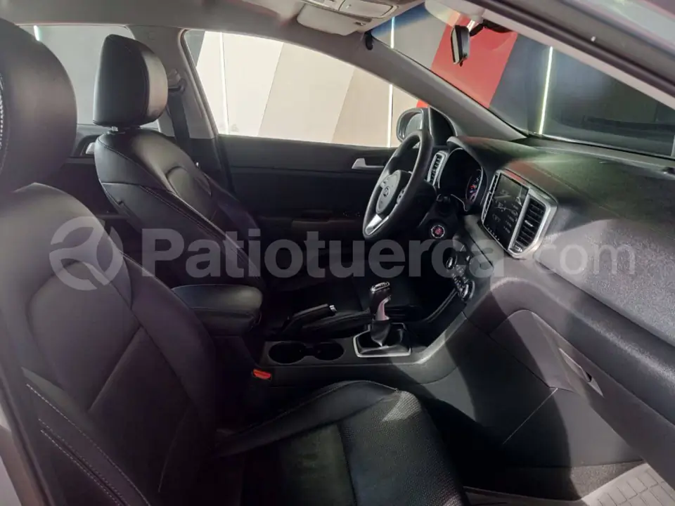 Foto 8 de Kia Sportage LX
