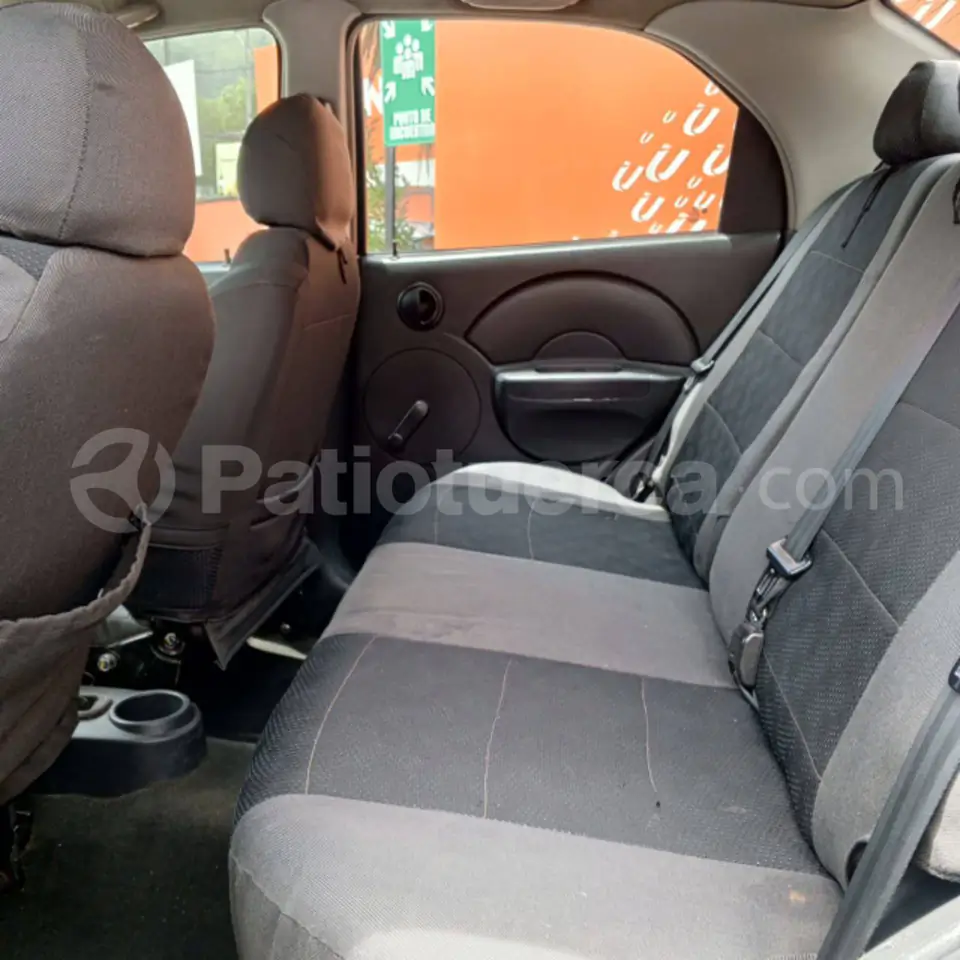 Foto 8 de Chevrolet Aveo Family