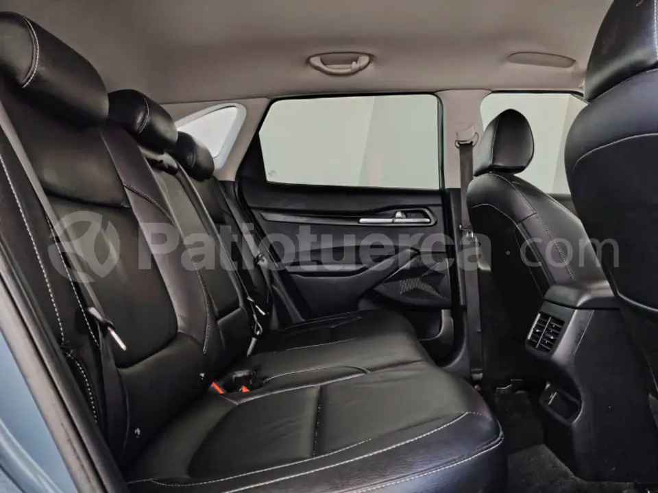 Foto 10 de Kia Seltos LX