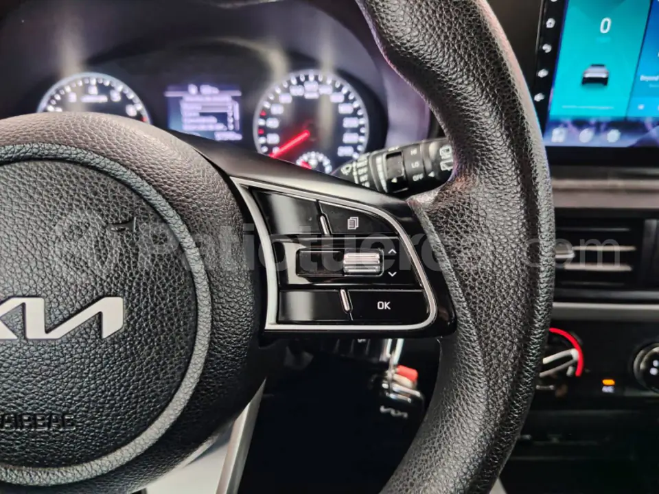 Foto 12 de Kia Seltos LX