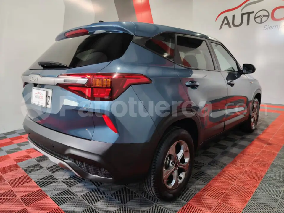 Foto 19 de Kia Seltos LX