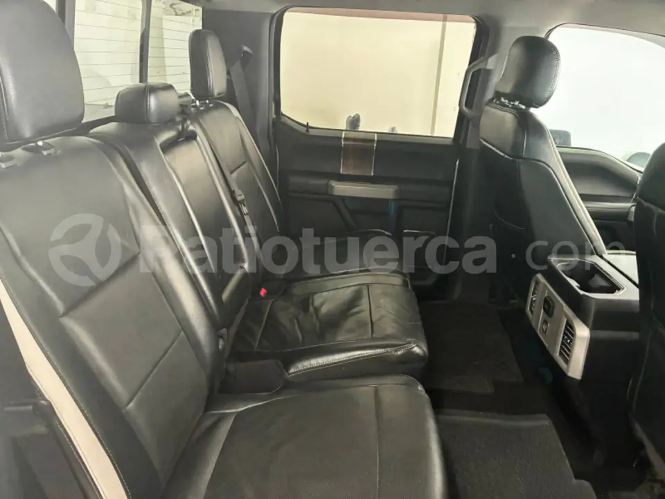 Foto 2 de Ford F150 Lariat