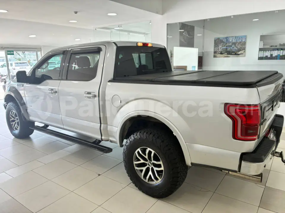 Foto 7 de Ford F150 Lariat