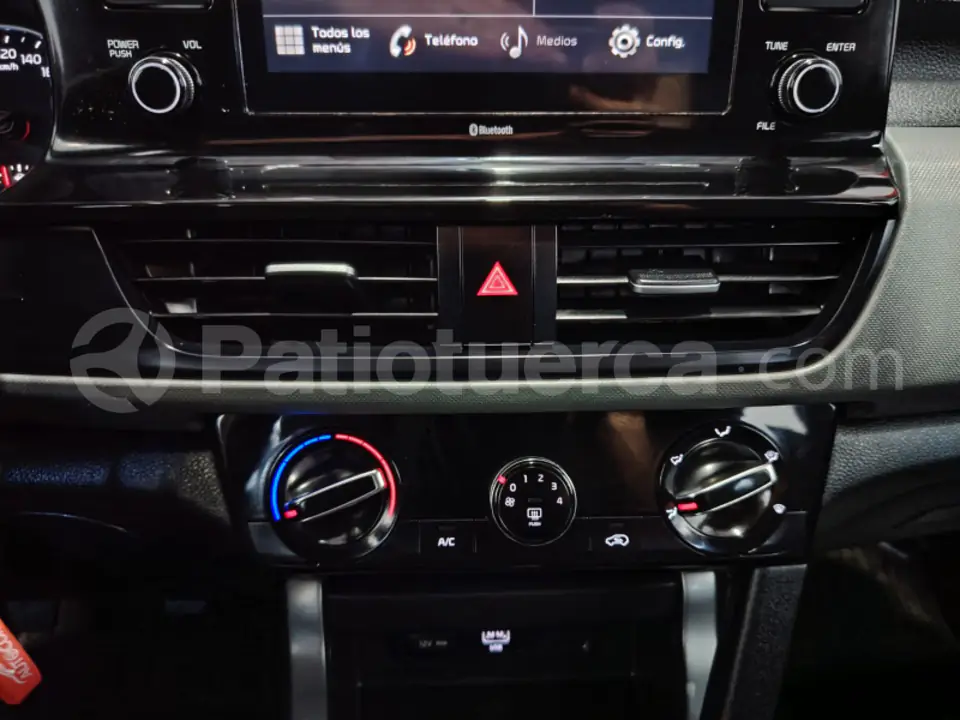 Foto 12 de Kia Seltos LX