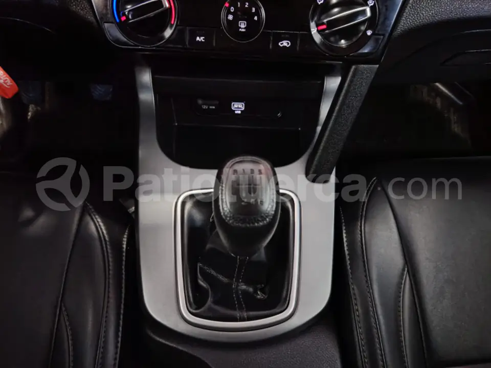 Foto 13 de Kia Seltos LX