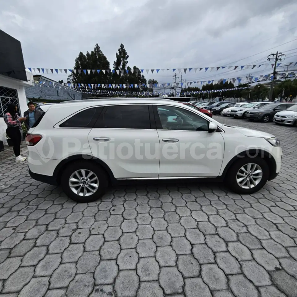 Foto 11 de Kia Sorento