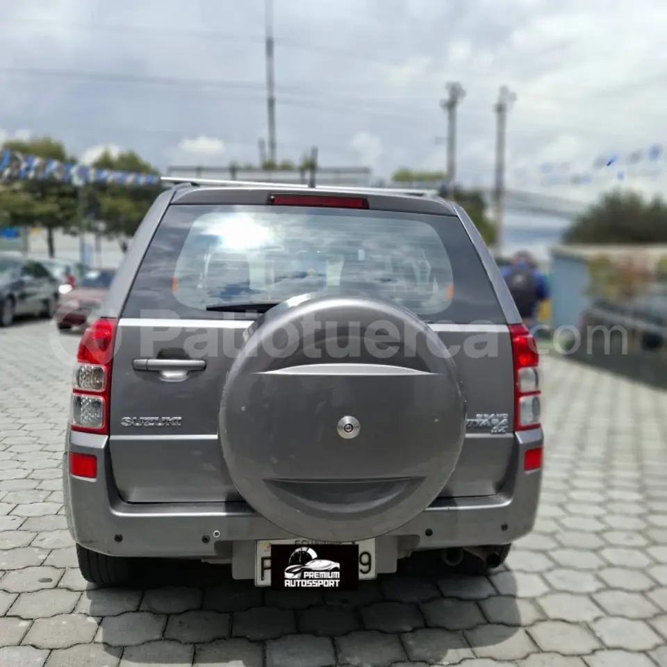 Foto 10 de Suzuki Grand Vitara SZ Next