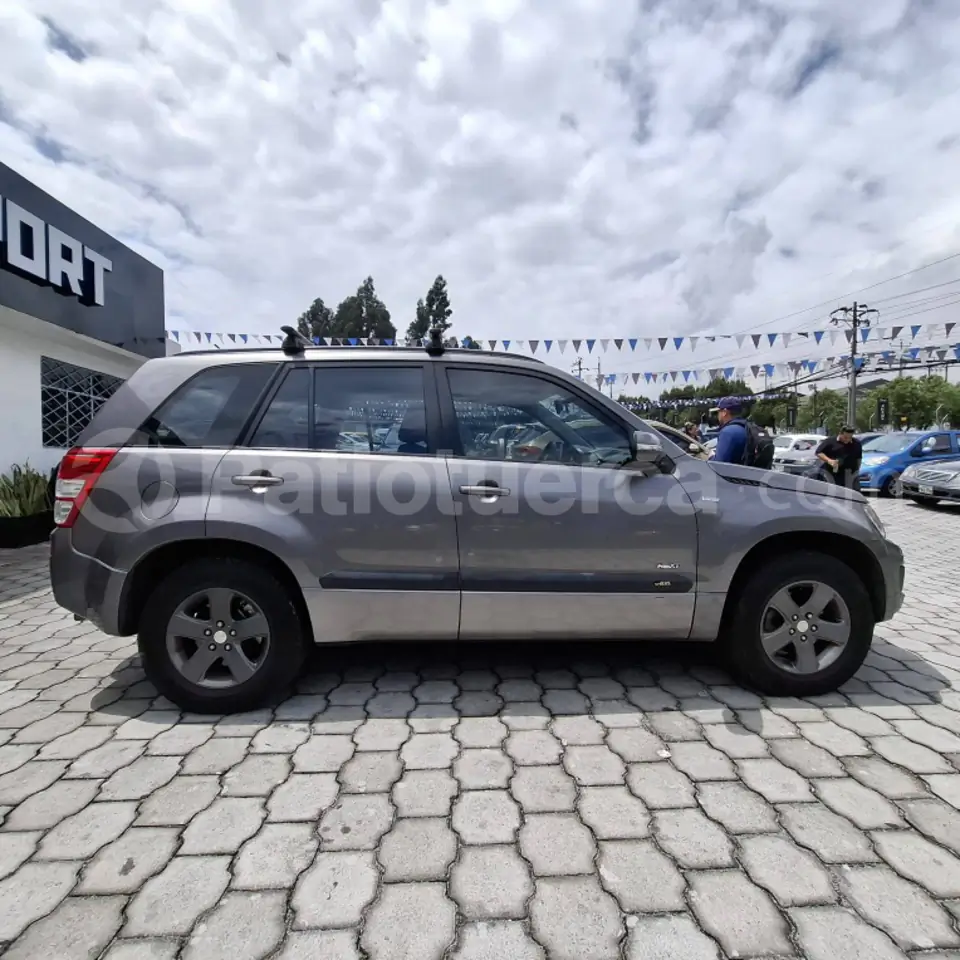 Foto 19 de Suzuki Grand Vitara SZ Next