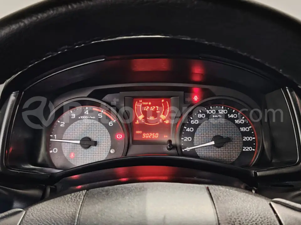 Foto 10 de Chevrolet D MAX CRDI FULL 2.5.