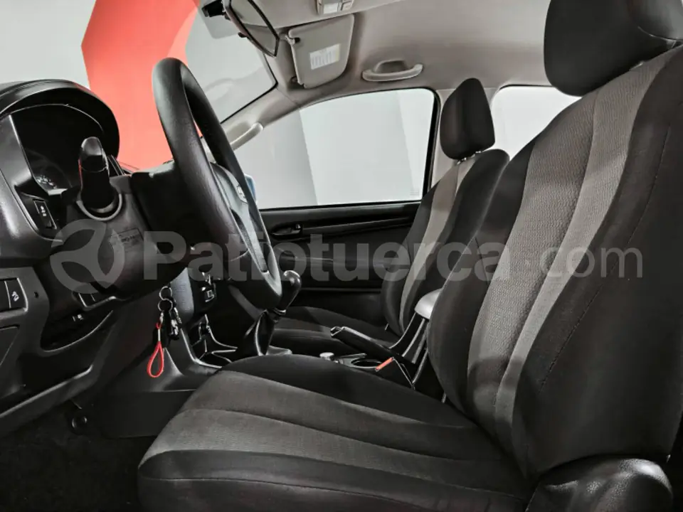 Foto 13 de Chevrolet D MAX CRDI FULL 2.5.