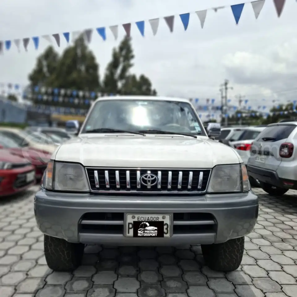 Foto 2 de Toyota Land Cruiser Prado