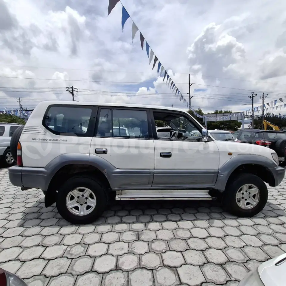 Foto 8 de Toyota Land Cruiser Prado