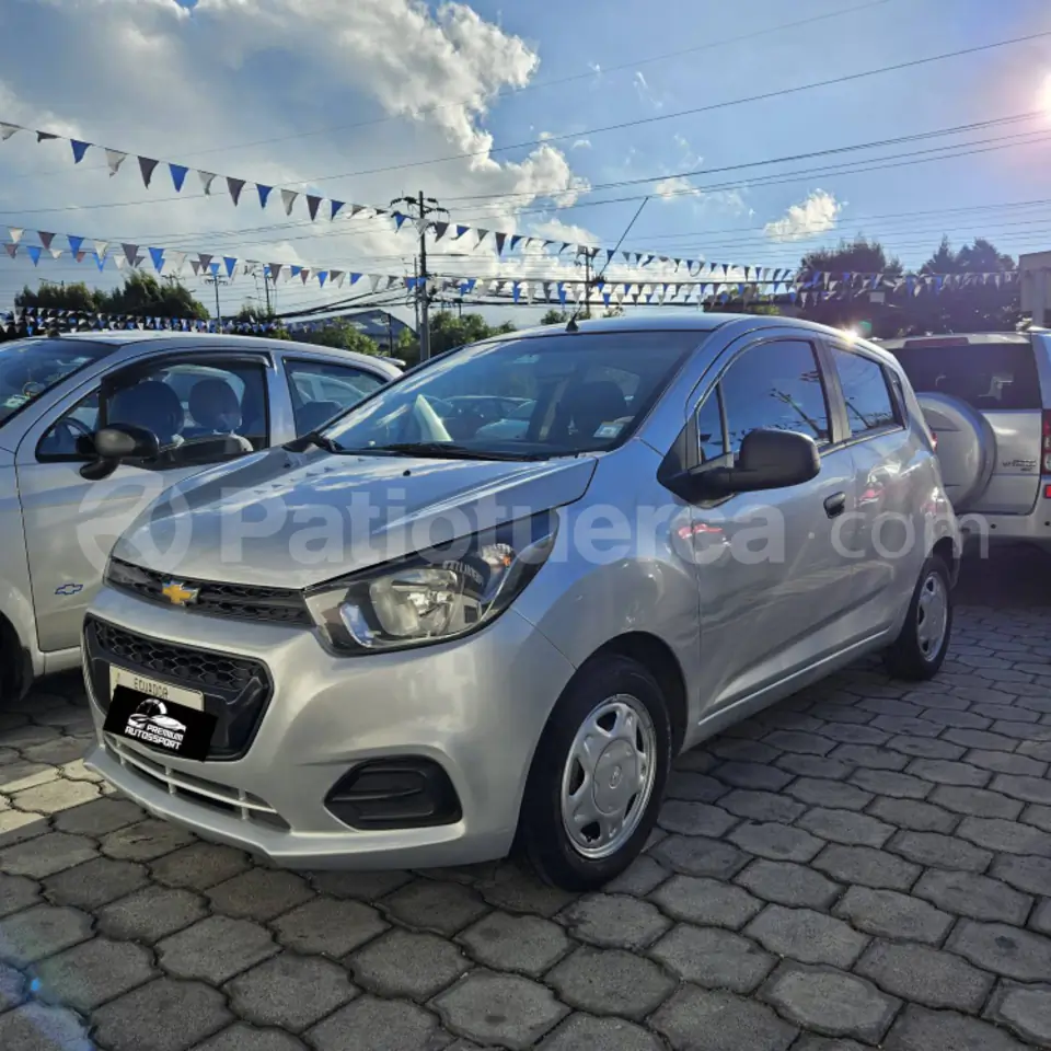 Foto 1 de Chevrolet SPARK GT LS