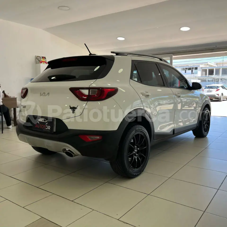 Foto 5 de Kia Stonic LX