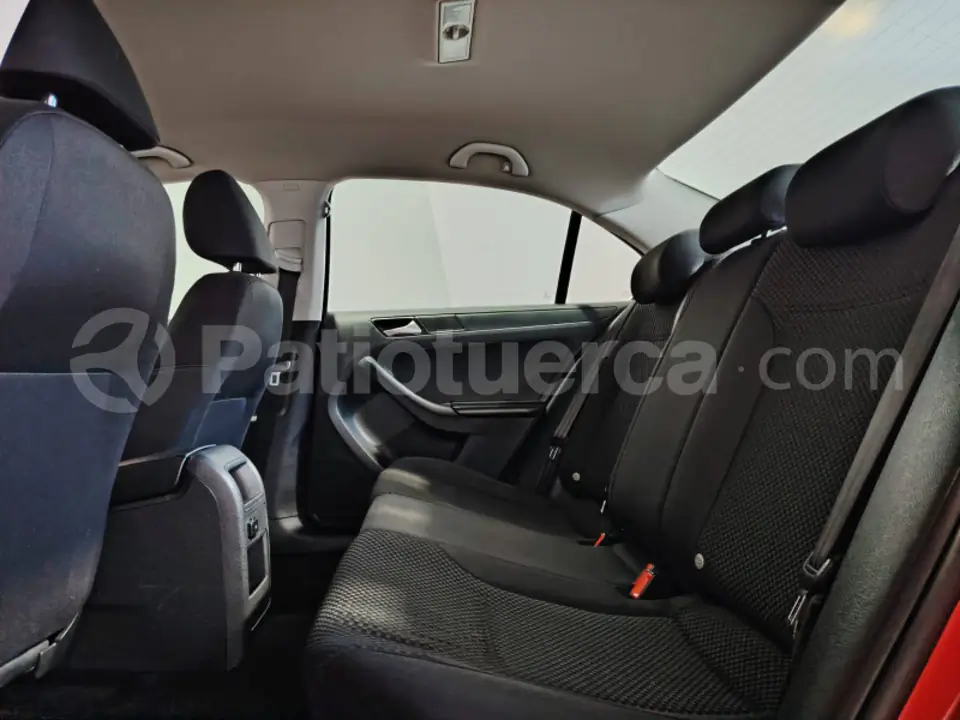 Foto 15 de Volkswagen Jetta