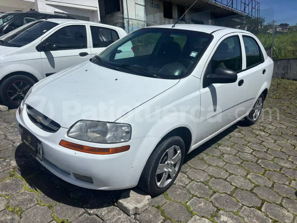 Foto 2 de Chevrolet Aveo Family