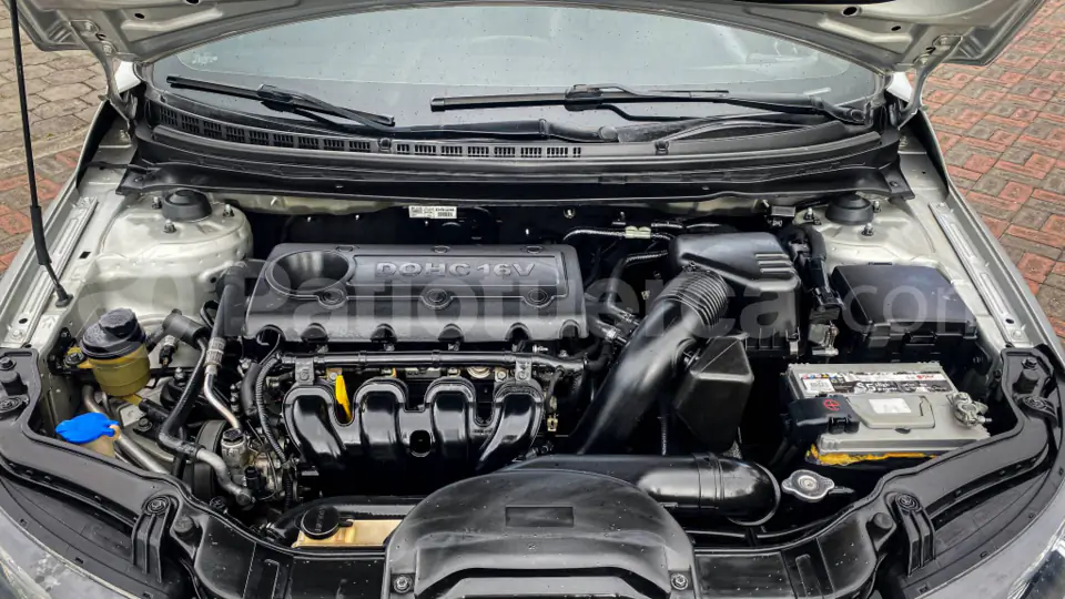 Foto 3 de Kia Cerato Koup