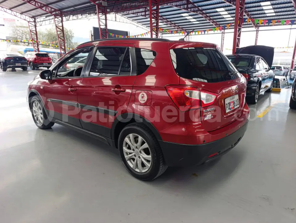 Foto 4 de Suzuki Scross