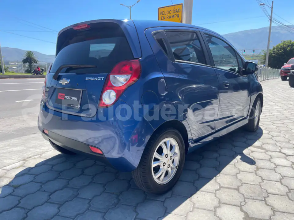 Foto 6 de Chevrolet Spark GT FULL