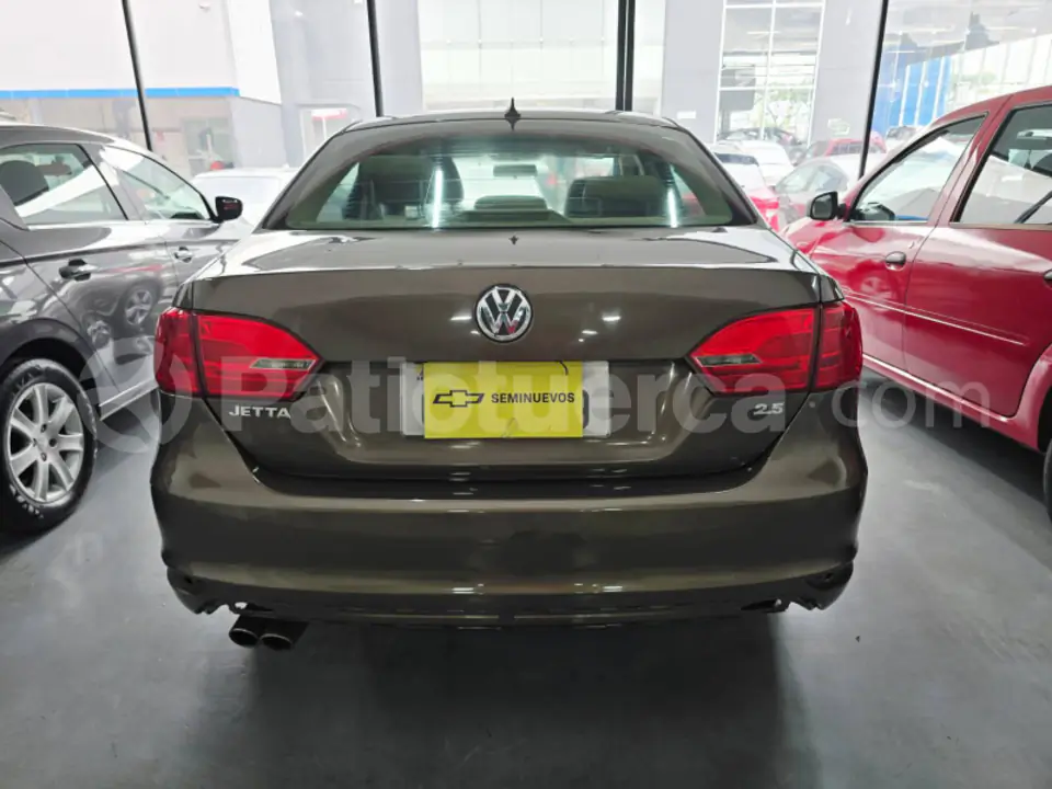 Foto 3 de Volkswagen New Jetta