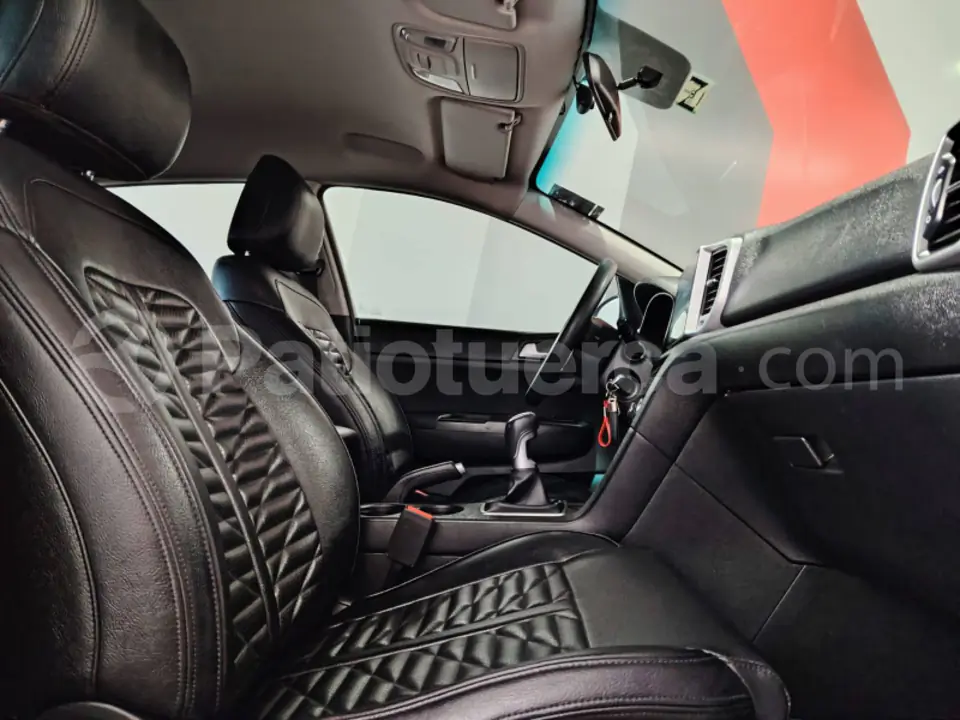 Foto 16 de Kia Sportage LX