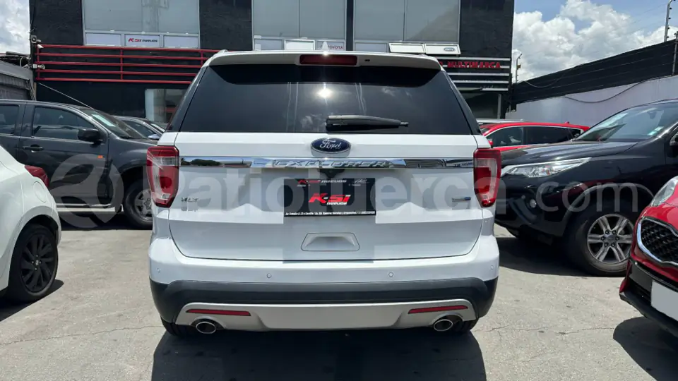 Foto 9 de Ford Explorer XLT