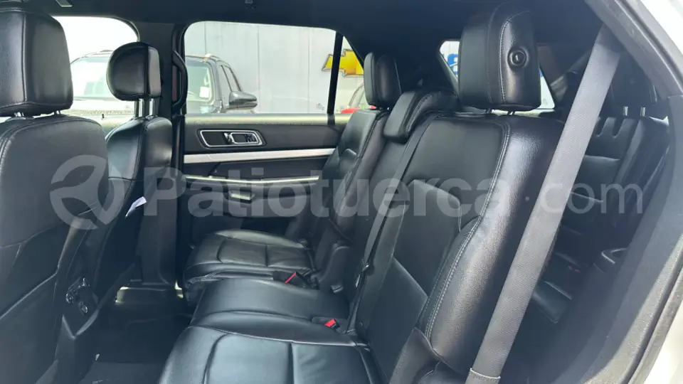 Foto 17 de Ford Explorer XLT