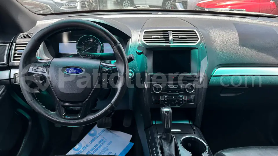 Foto 19 de Ford Explorer XLT