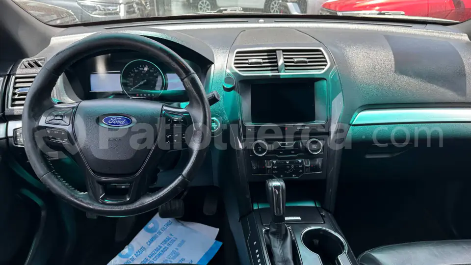 Foto 20 de Ford Explorer XLT