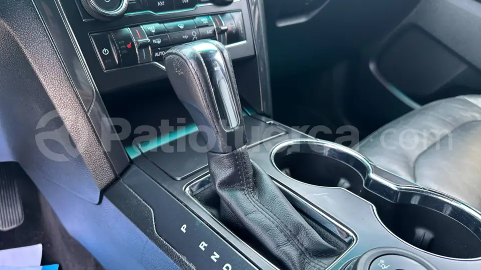 Foto 25 de Ford Explorer XLT