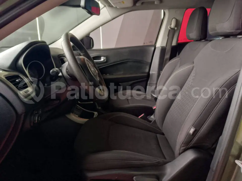 Foto 16 de Jeep Compass