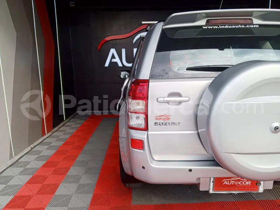 Foto 7 de Suzuki Grand Vitara SZ