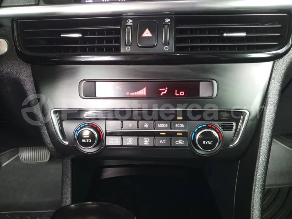 Foto 22 de Kia Optima