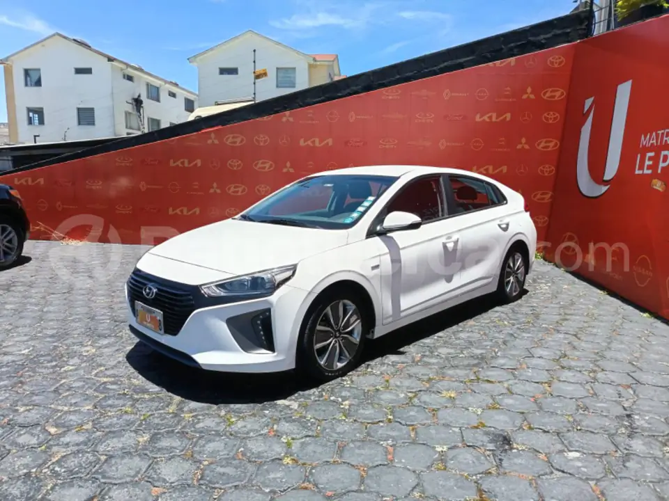 Foto 2 de Hyundai Ioniq Hybrid