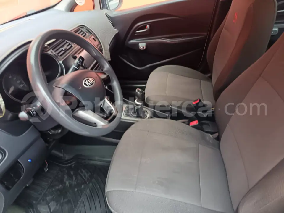 Foto 8 de Kia Rio R