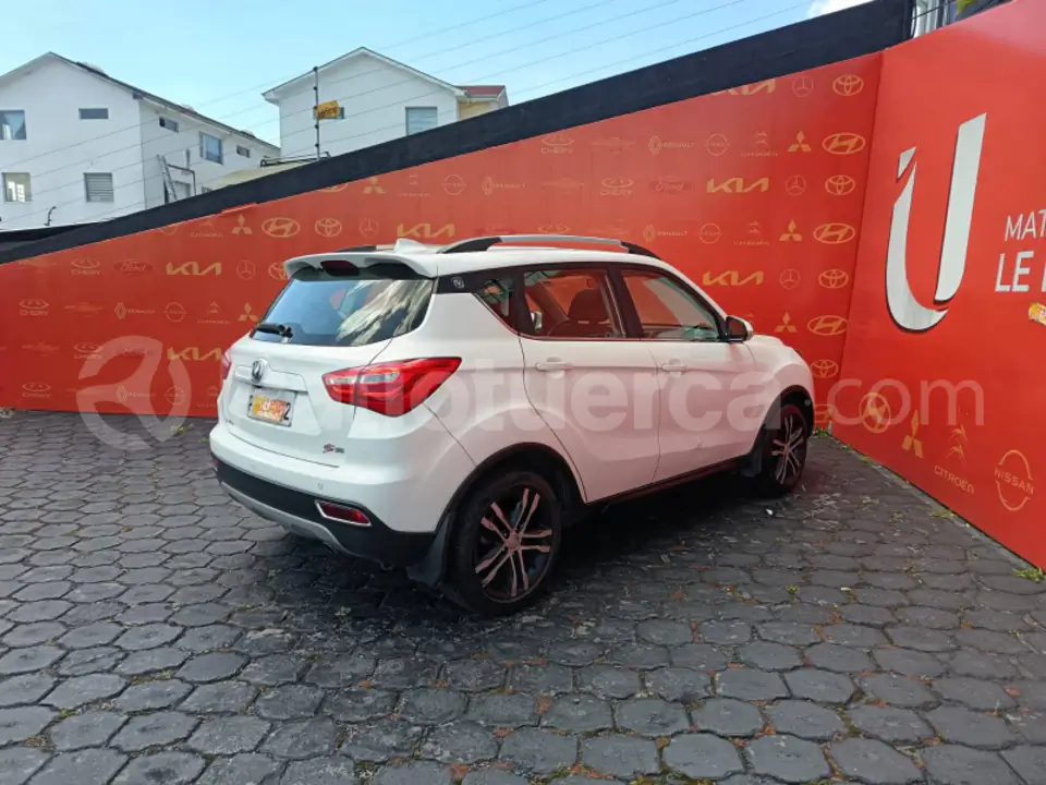 Foto 4 de Changan CS35