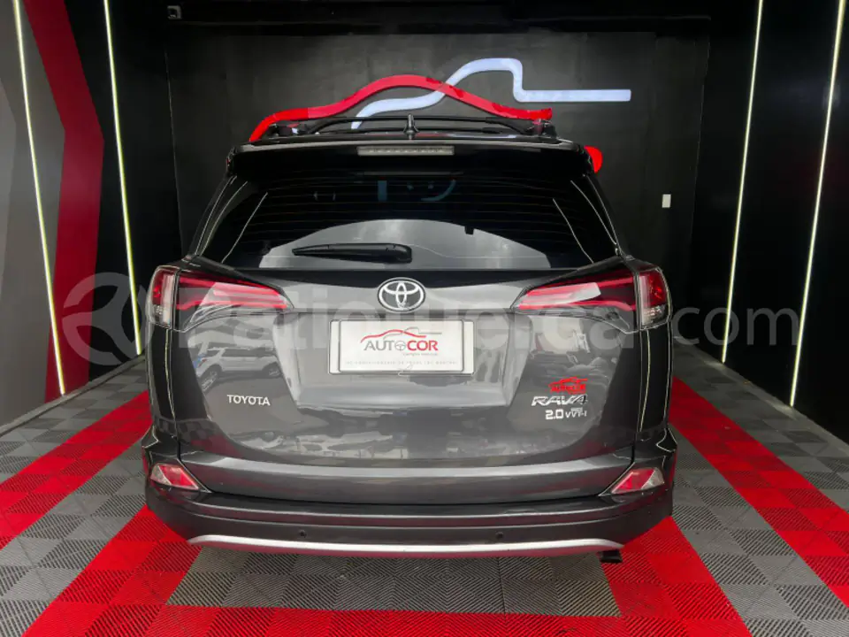 Foto 24 de Toyota NEW RAV4 AC 2.0 5P