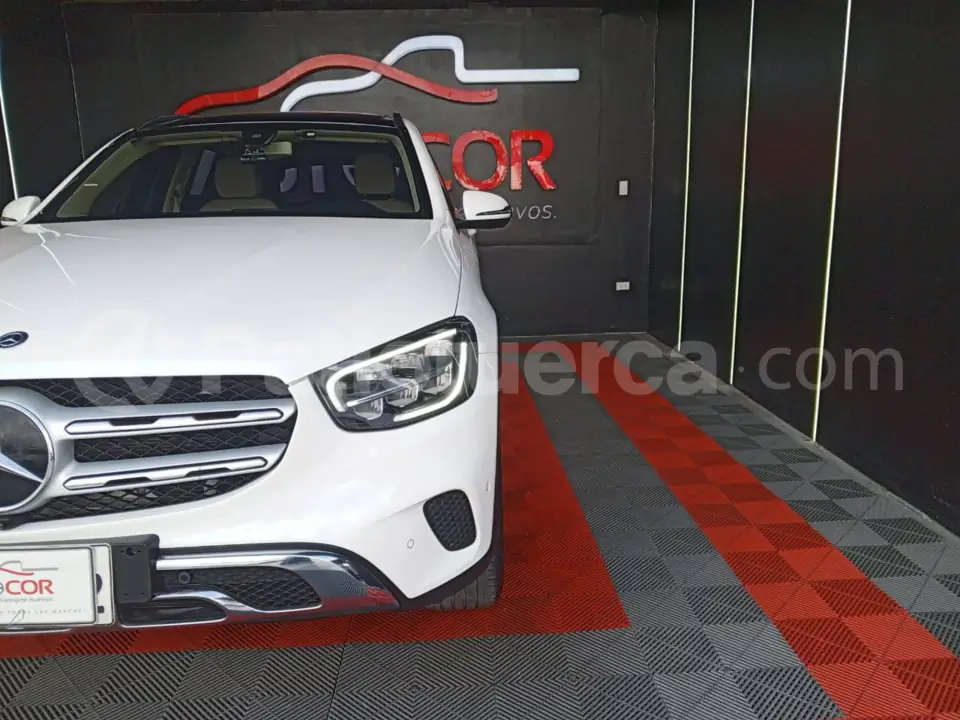 Foto 4 de Mercedes Benz GLC 200 Basic
