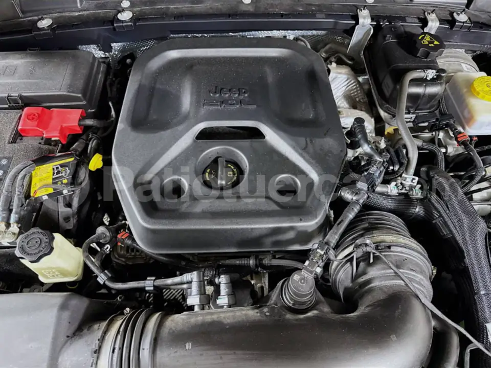 Foto 14 de Jeep Wrangler Sport