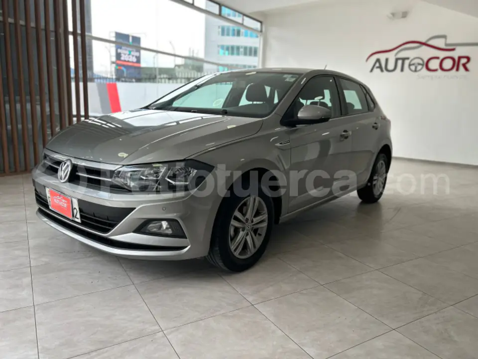 Foto 1 de Volkswagen Polo