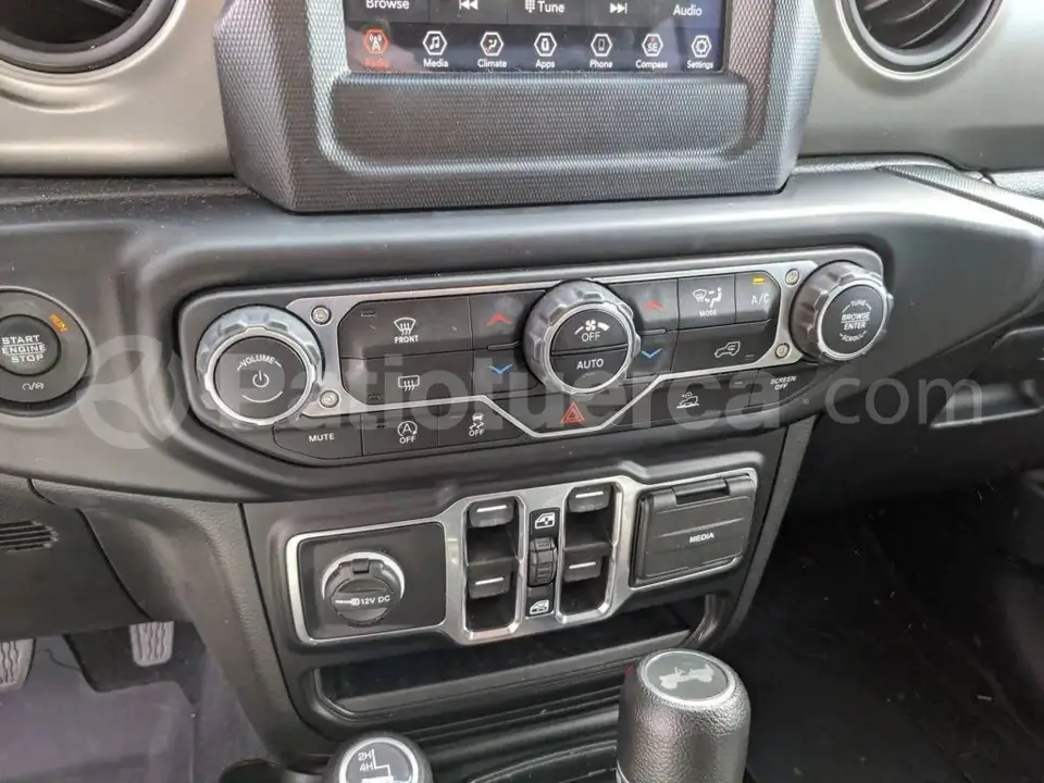 Foto 10 de Jeep Wrangler