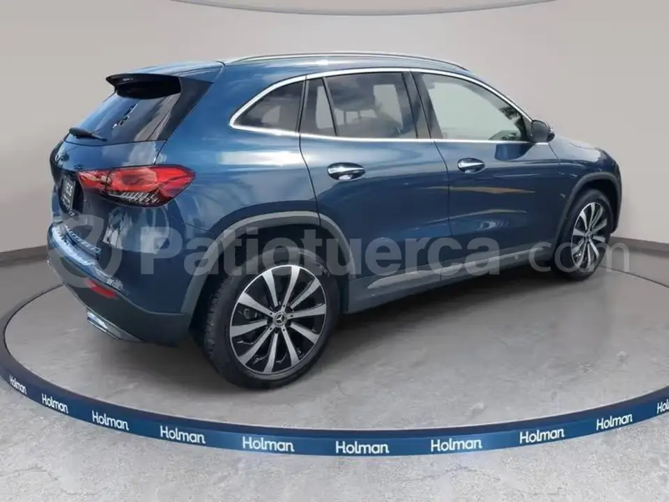 Foto 2 de Mercedes Benz GLA 250